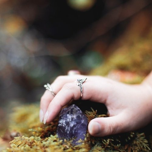 Exploring the Healing of Crystal Jewelry