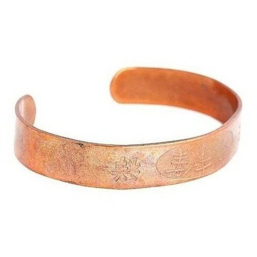 Copper bracelet - health and beauty effects