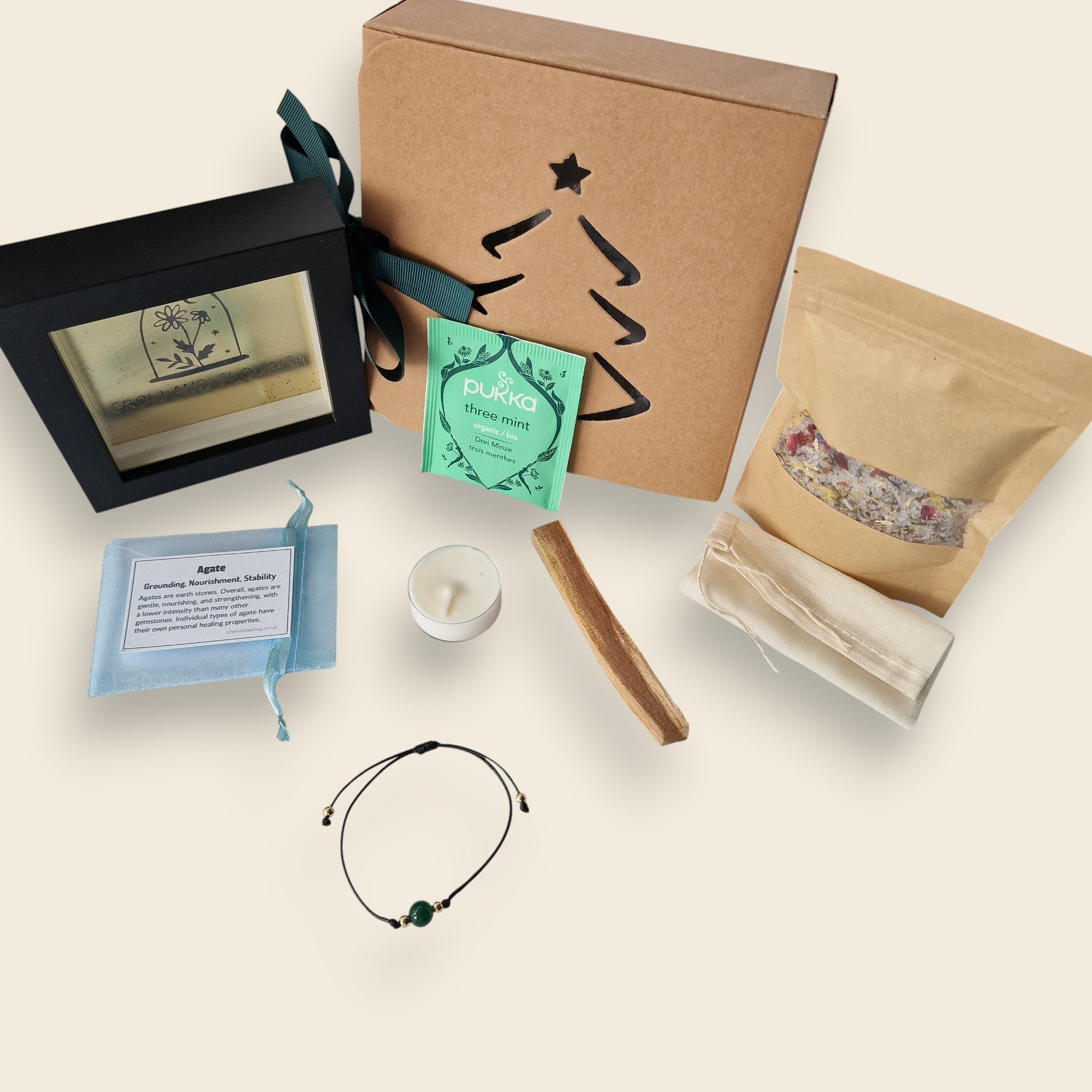 Grow and Flourish | Green Agate
Tea: Pukka Three Mint
Botanicals: Calendula flowers, Lavender buds, Blue cornflower petals, Rose petals, Chamomile flowers
Framed message: “Grow and Flourish”