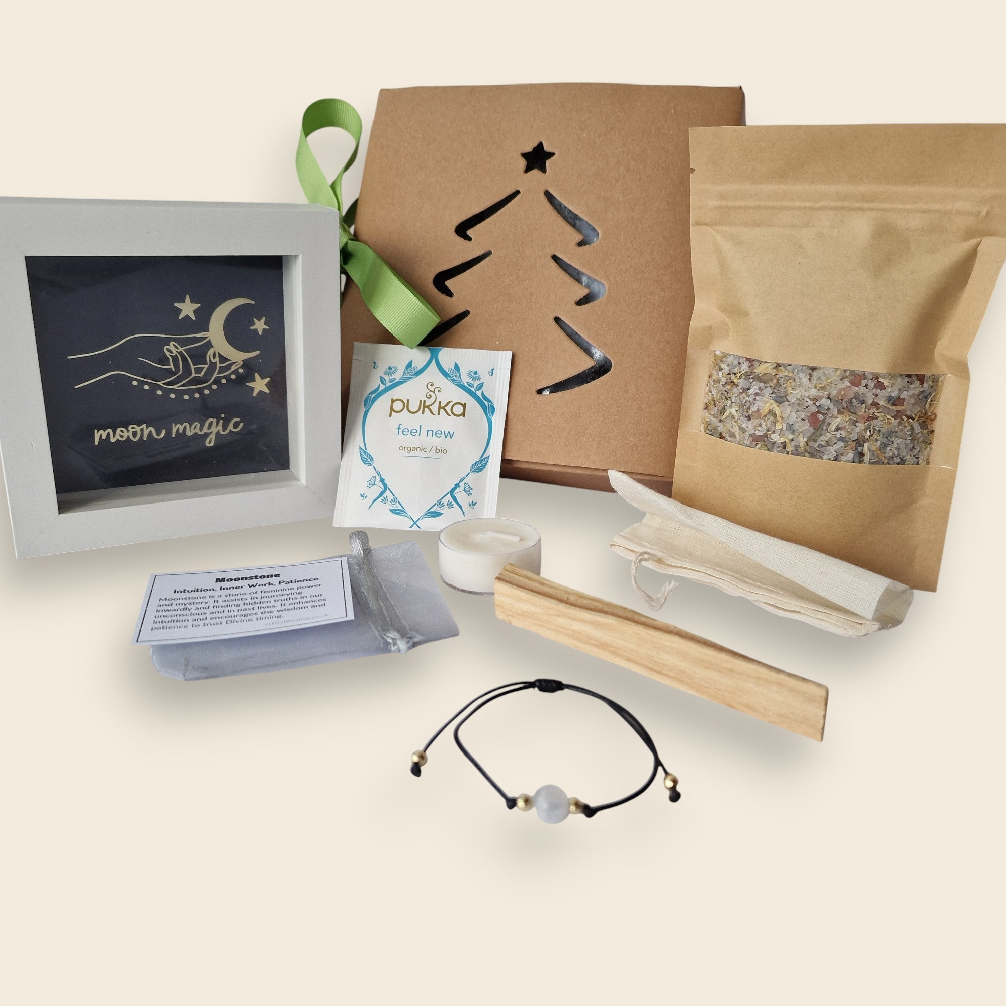 Moon Magic | Moonstone
Tea: Pukka Feel New
Botanicals: Rose petals, Jasmine buds
Framed message: “Moon Magic”