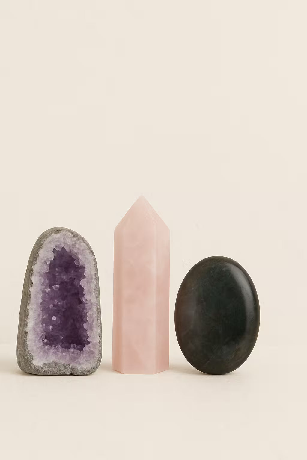 Healing crystals and jewelry — UK-crafted, energy-cleansed and shipped worldwide