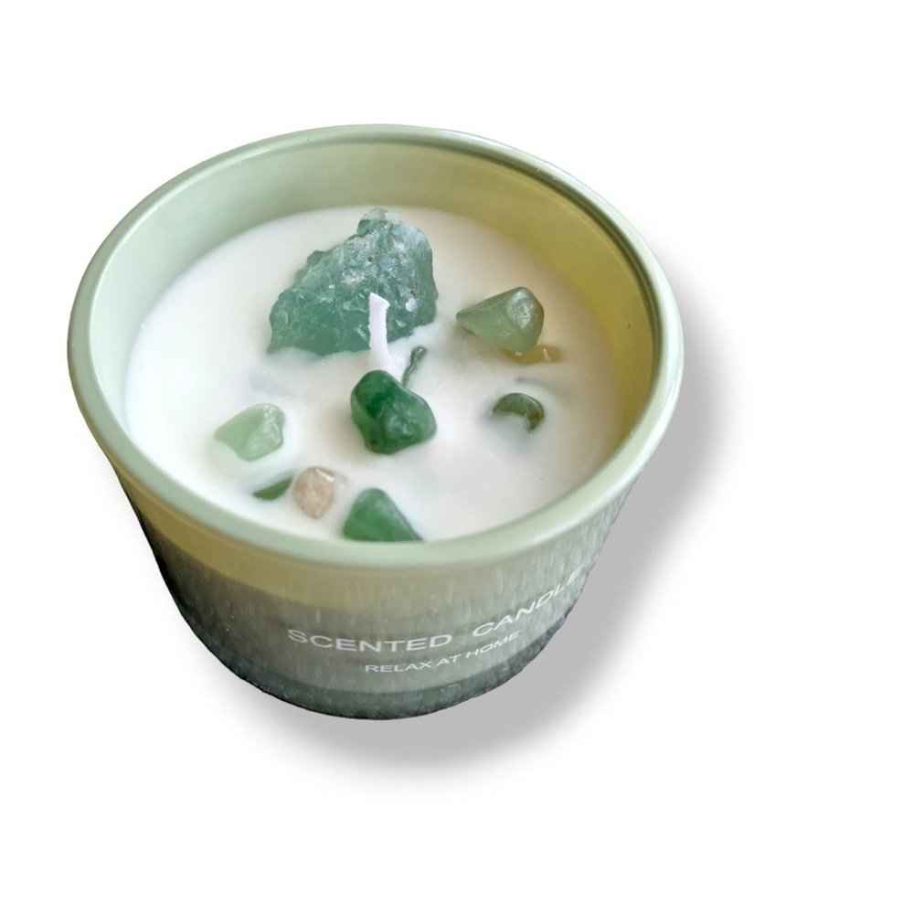 Invigorating Candle with Crystals
